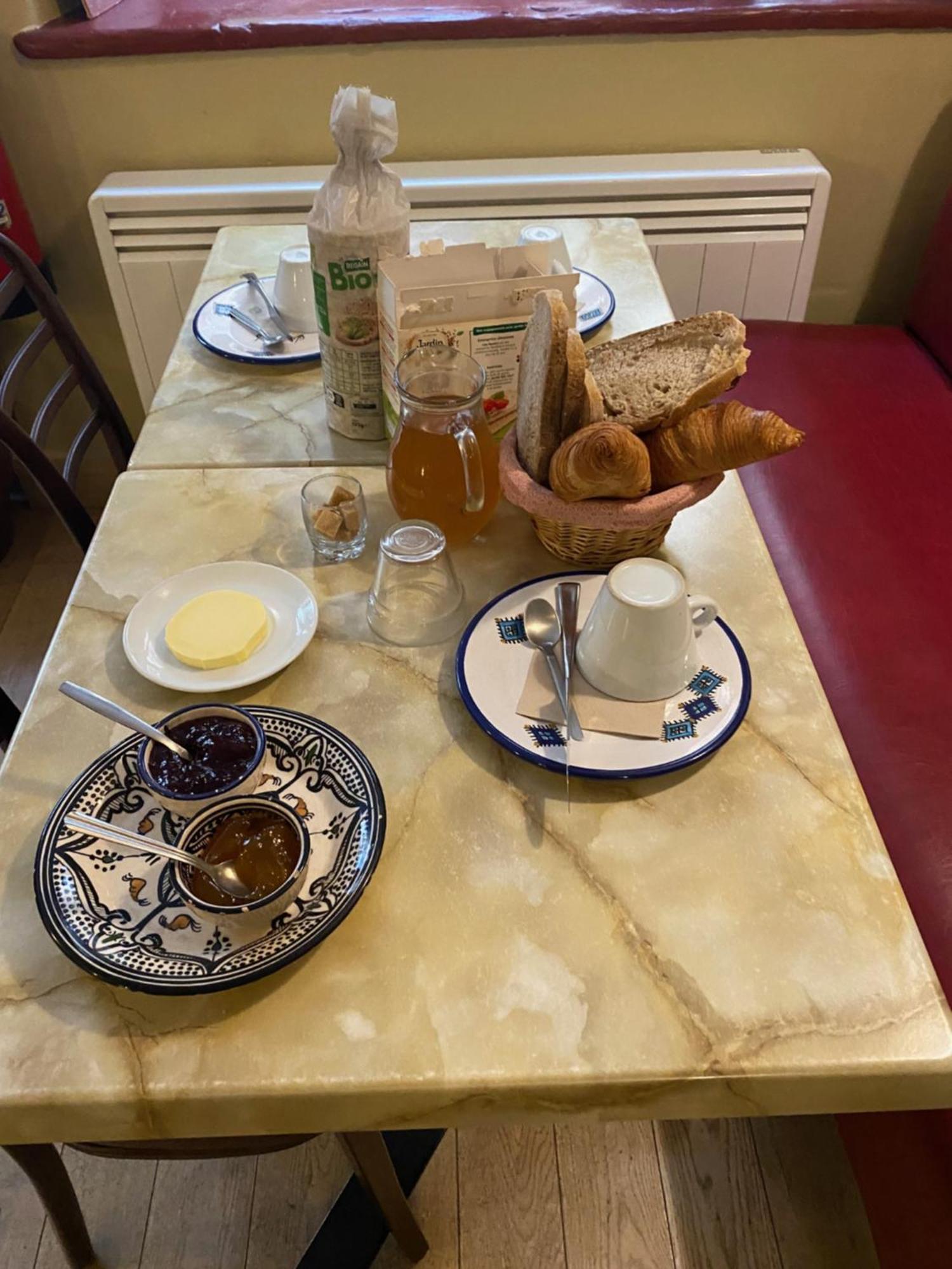 Le Dauphine Hotel Châtillon-en-Diois Kültér fotó